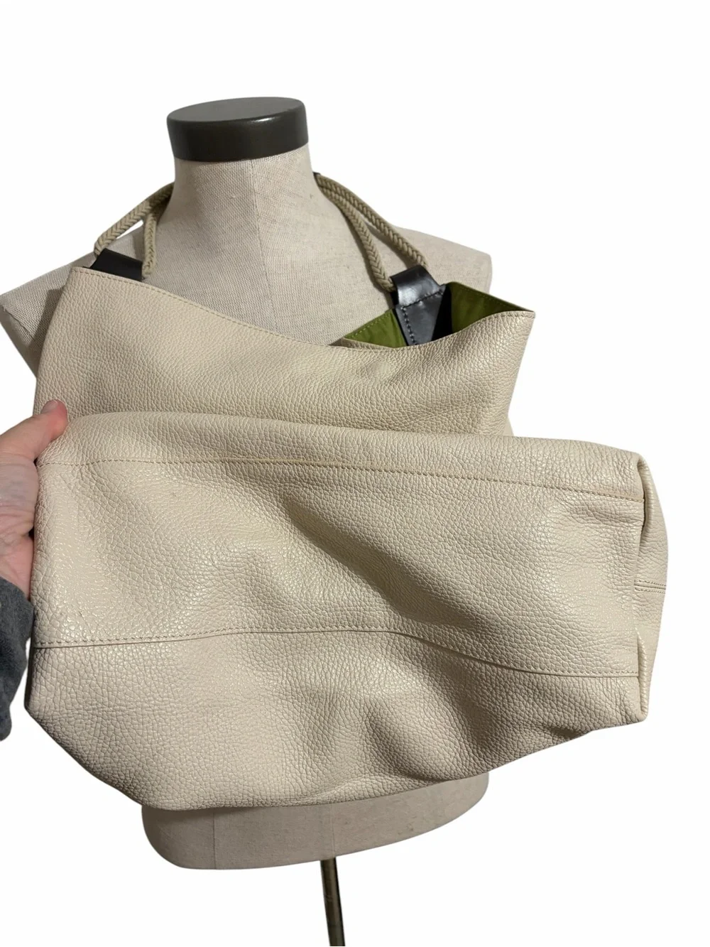 Hobbs Cream Pebbled Leather Hobo Shoulder Bag Large Slouchy Tote Large Boho